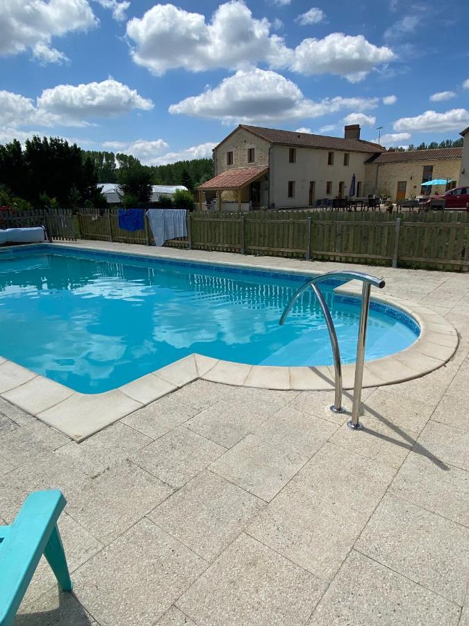 Loire Escapes - Maison D'Hibou Berrie Εξωτερικό φωτογραφία